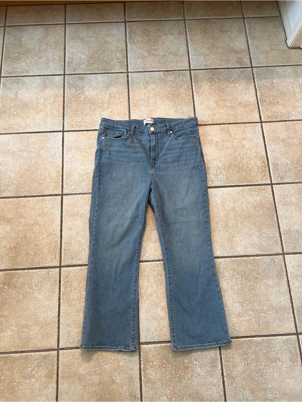 Frame denim in style the hang Women's Jeans in Light Blue